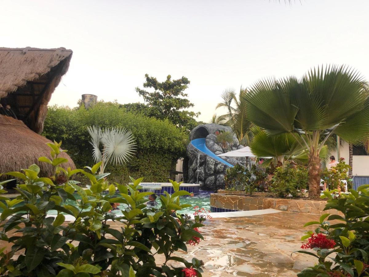Cabanas Aqua Blue Ковеньяс Экстерьер фото